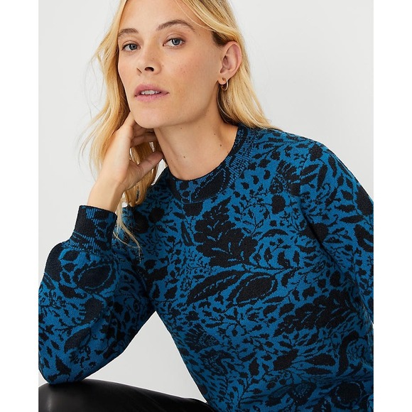 Ann Taylor Sweaters - Ann Taylor Floral Jacquard Easy Crew Neck Sweater Women M Blue Black Academia